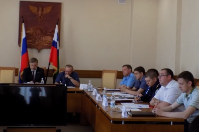Общественная палата Белгородской области рассмотрела меры по противодействию коррупции и экстремизму в регионе