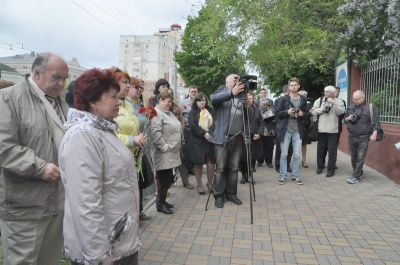 Зампредседателя Общественной палаты Белгородской области принял участие в открытии мемориальной доски Александру Крупенкову