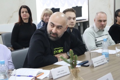 Решаем вопросы социокультурной адаптации