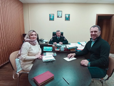 Тема "Насилие в семье" обсуждается членами Общественной палаты