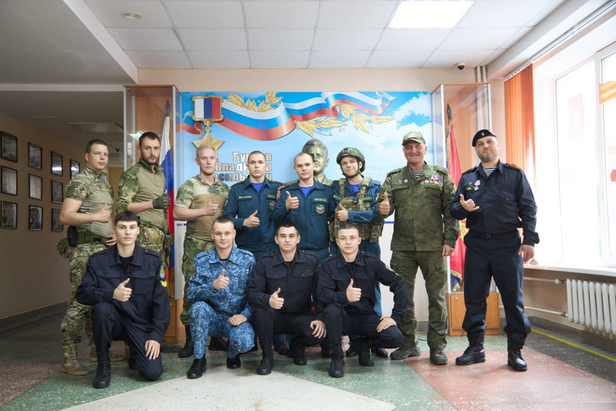 Встреча с курсантами правоохранительного колледжа имени Героя России Бурцева